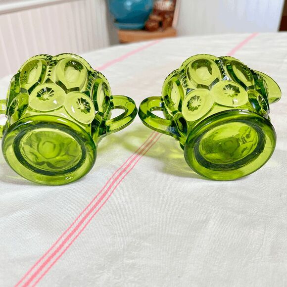 Vintage L.E. Smith Glass Moon and Stars Avocado Green Cream and Sugar Set - Picture 2 of 7